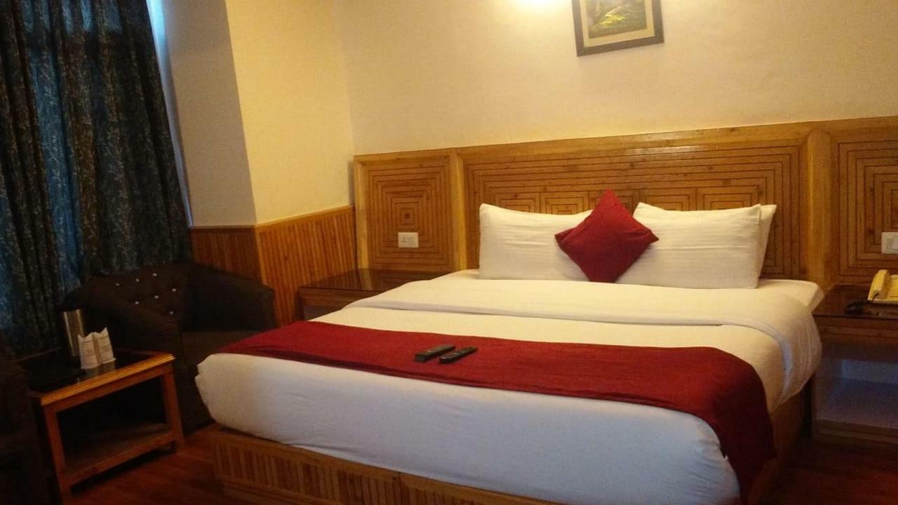 Hotel Himgiri Manali  Exterior photo